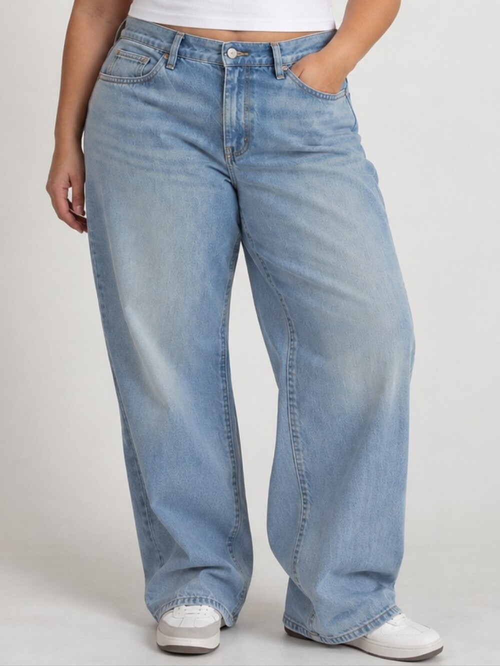 Old Navy Light Wash Mid Rise Boyfriend Jeans Size 22 Plus Size